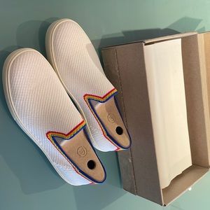 Brand new never warn Rothy's